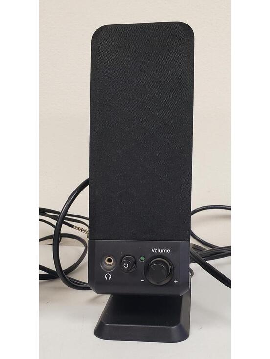 Logitech R-10 Stereo Computer Speakers Tested Working VG Condition w/ Cables - Picture 2 of 4